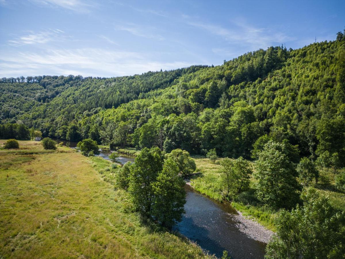 Bills Lodge, Le Plaisir De La Riviere A 2 Minutes Du Centre! La-Roche-en-Ardenne Kültér fotó