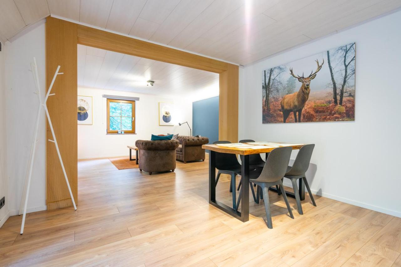 Bills Lodge, Le Plaisir De La Riviere A 2 Minutes Du Centre! La-Roche-en-Ardenne Kültér fotó