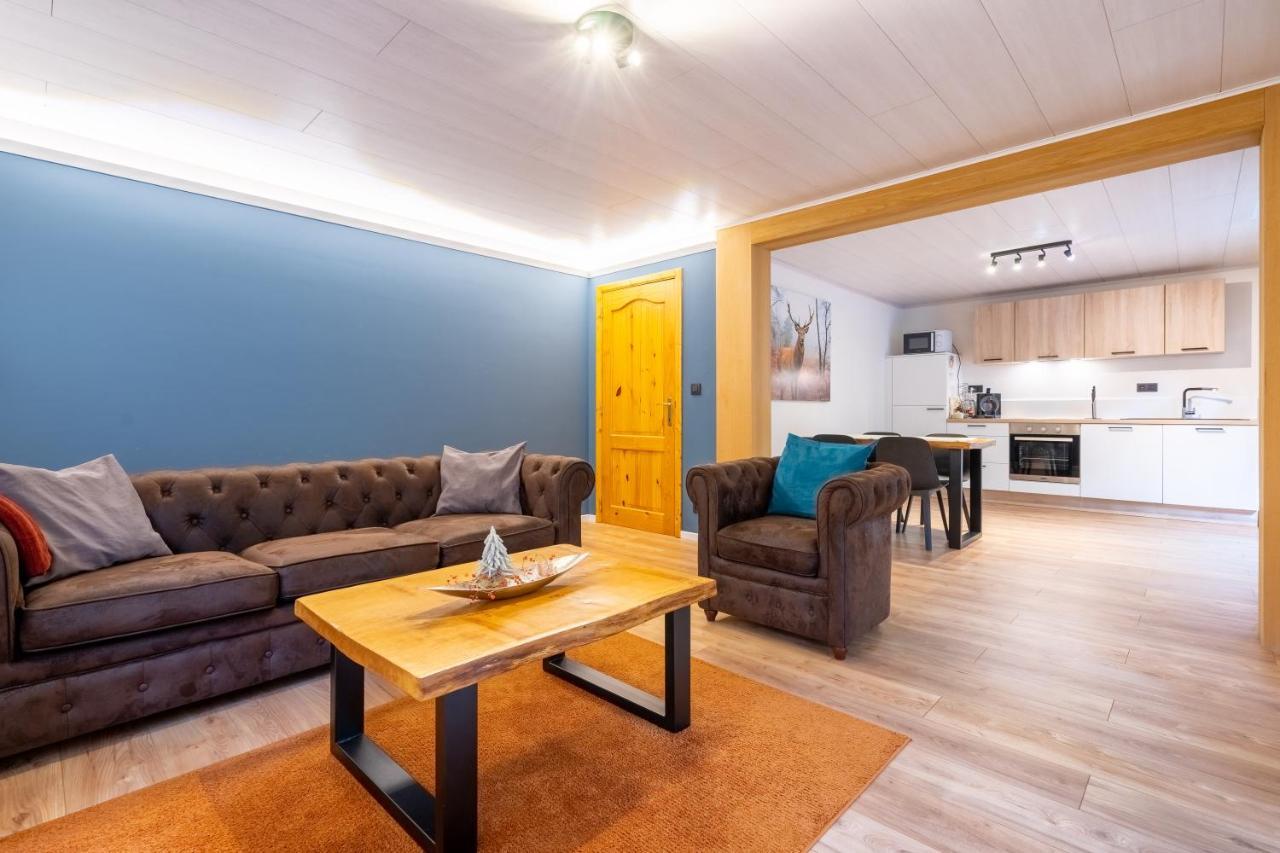 Bills Lodge, Le Plaisir De La Riviere A 2 Minutes Du Centre! La-Roche-en-Ardenne Kültér fotó
